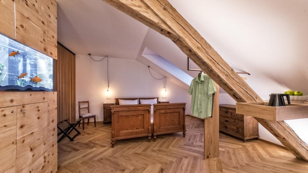 Niedermairhof Bed & Breakfast Brunico Room photo